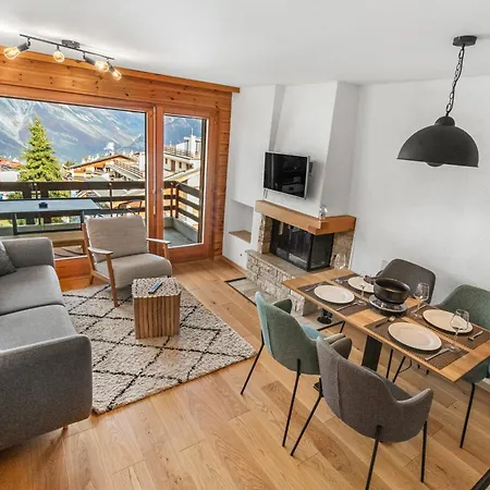 A Cote Des Pistes De דירה